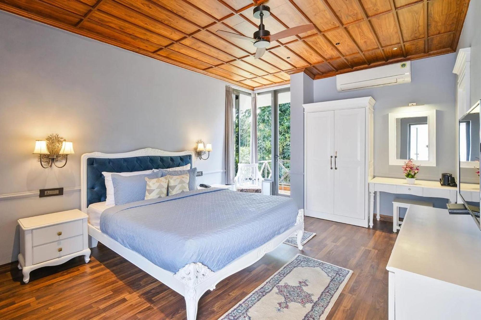 דהראדון Villa Sierra Sky - Exquisite Elegant 4 Bedroom Villa מראה חיצוני תמונה