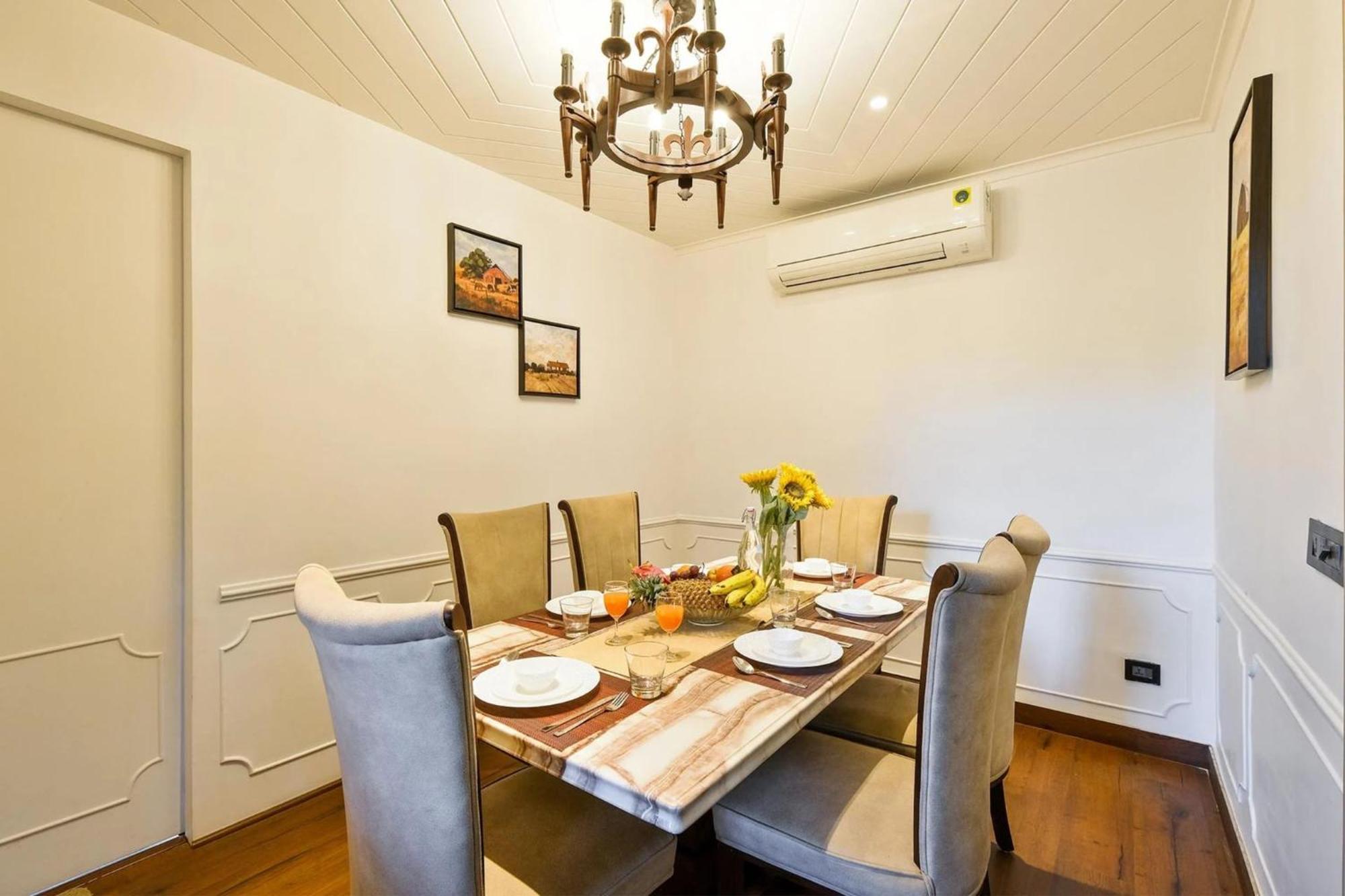 דהראדון Villa Sierra Sky - Exquisite Elegant 4 Bedroom Villa מראה חיצוני תמונה